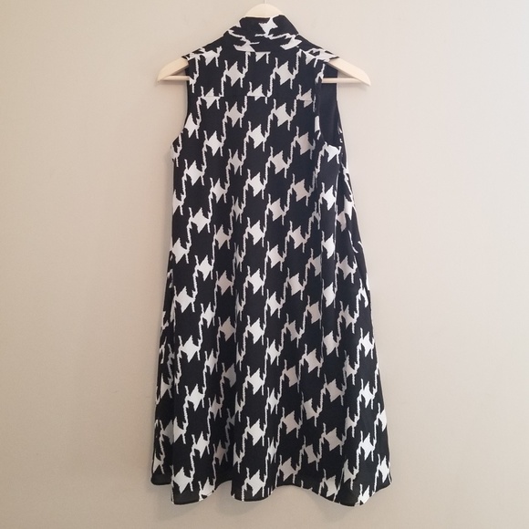Vince Camuto Women's Swing Dress Size 4 - Picture 2 of 4